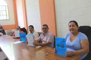 Las cooperativas «San José Gualoso» y «La Chilanguera», junto a CONFRAS entrega lineamientos de Política Municipal